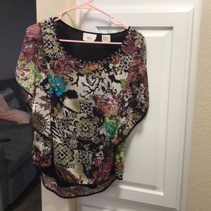 3 for $15☀️Beautiful ECI floral and paisley blouse